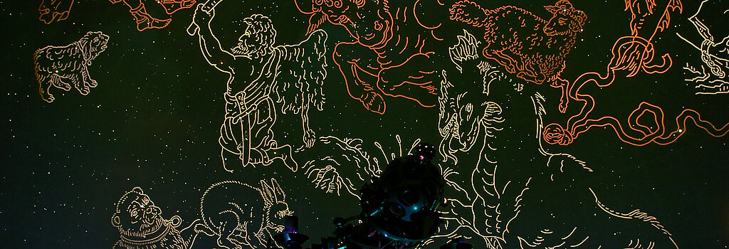 Der Zeiss-Projektor unter der Kuppel